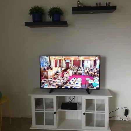 Apartment Sentral Leilighet I *