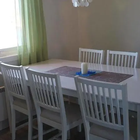 Sentral Leilighet I Apartment *