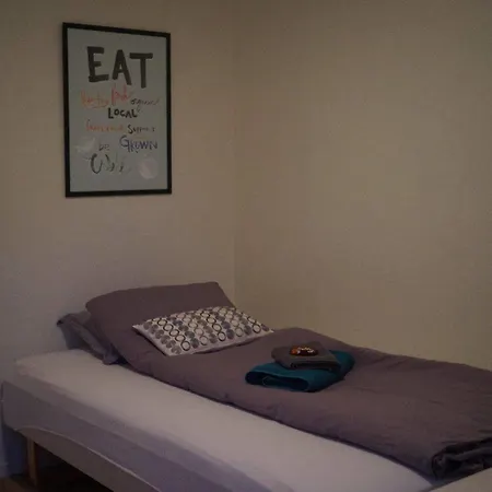 Sentral Leilighet I Apartment Vardo